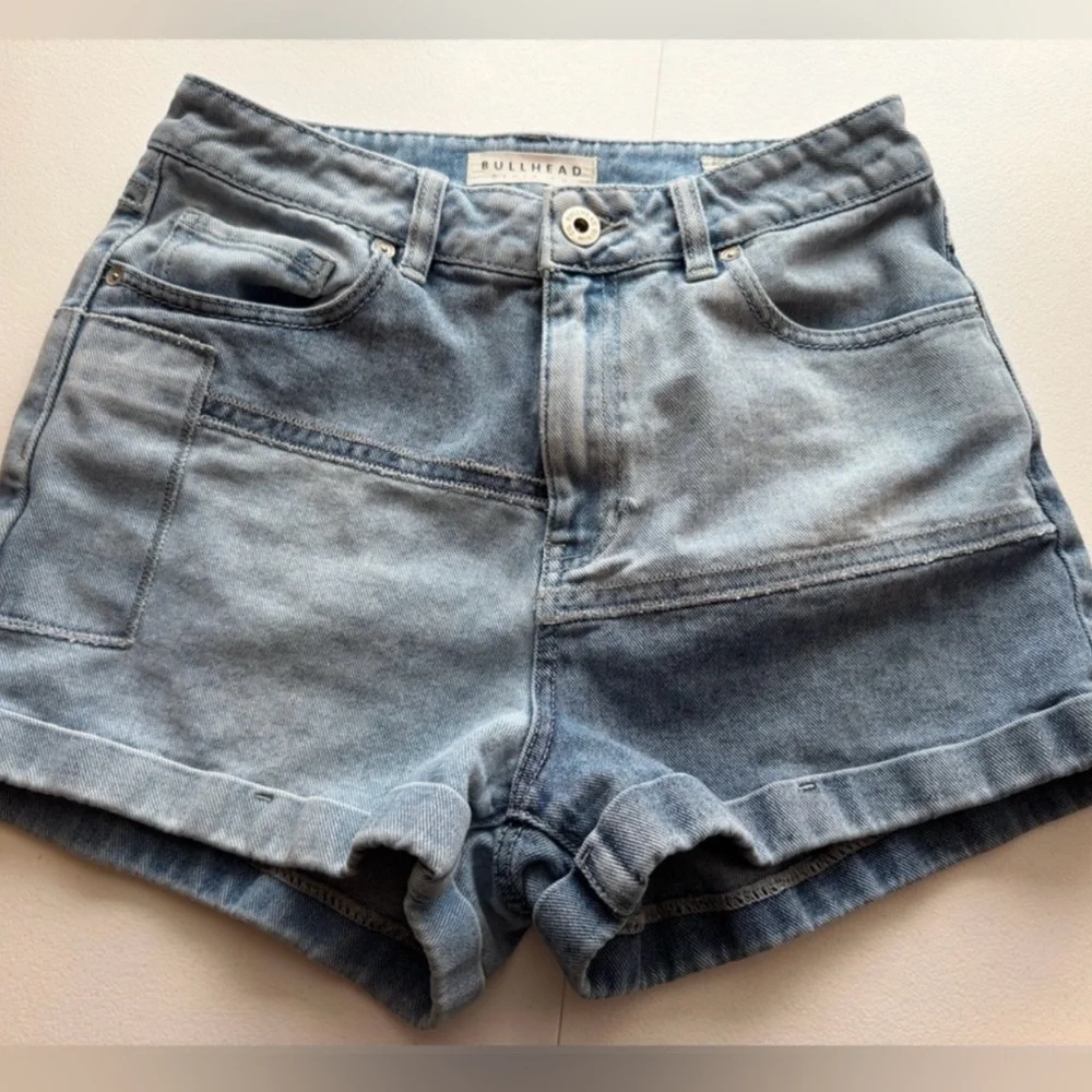 Bullhead Patchwork Denim Juniors 9 Two Tone Mom Shorts Festival Boho